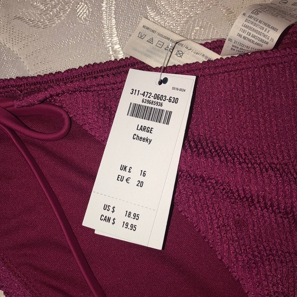 Hollister tie crop tank w/ cheeky underwear bikini - Picture 5 of 5